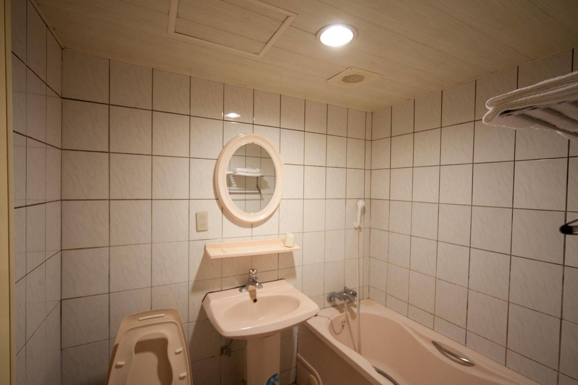 Champagne Hotel Jiaoxi Eksteriør bilde